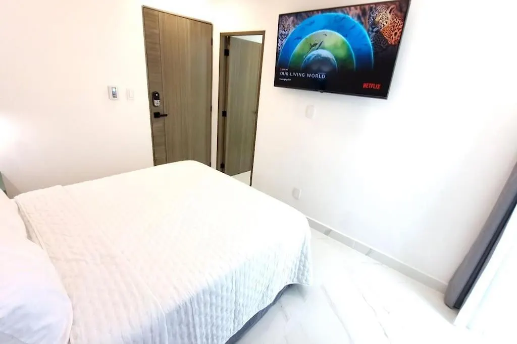 Recien Remodelado Estudio En La Playa, Piscina, Gimnasio, Spa 4D Cancun